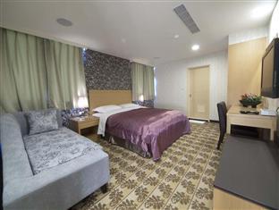 Metropolis Hotel Таоюань Экстерьер фото